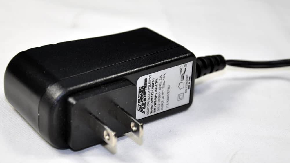 Plug-In Adapter Single-OUT 12V 2A 24W